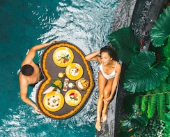 découvrez tout le luxe et le bien-être à djerba en 2025 : spas raffinés, hôtels exclusifs, expériences relaxantes et attraits uniques pour un séjour inoubliable sur l’île méditerranéenne.