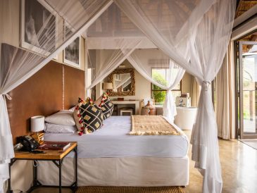 découvrez un safari lodge authentique au cœur de la nature sauvage. profitez d'une expérience unique, alliant confort et immersion totale dans l'environnement naturel pour des souvenirs inoubliables.