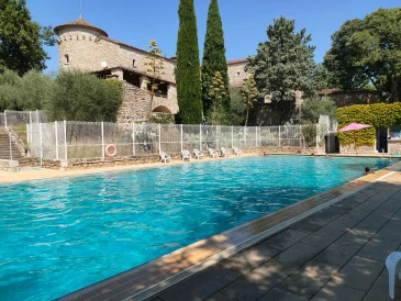 découvrez un séjour exceptionnel à lou castel en ardèche pour 2025 : détente, nature, activités familiales et hébergement confortable au cœur de paysages magnifiques. réservez vos vacances inoubliables dès maintenant !