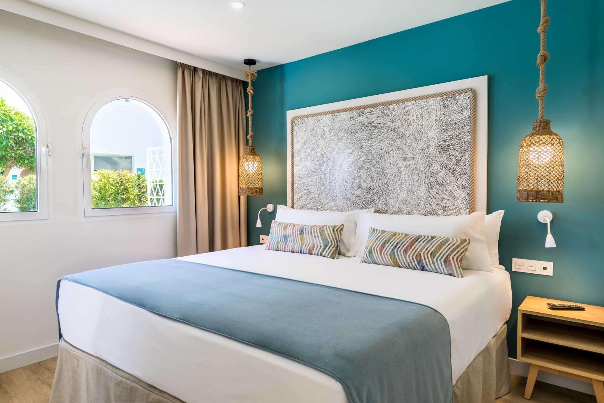 découvrez le camino real à torremolinos en 2025 : informations sur les hébergements, les activités à proximité et les conseils pour profiter pleinement de votre séjour sur la costa del sol.