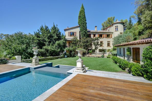 découvrez la maison française à aix en 2025 : un espace unique dédié à l'art de vivre, l'architecture et la culture françaises au cœur de la provence. informations, actualités et événements à ne pas manquer.