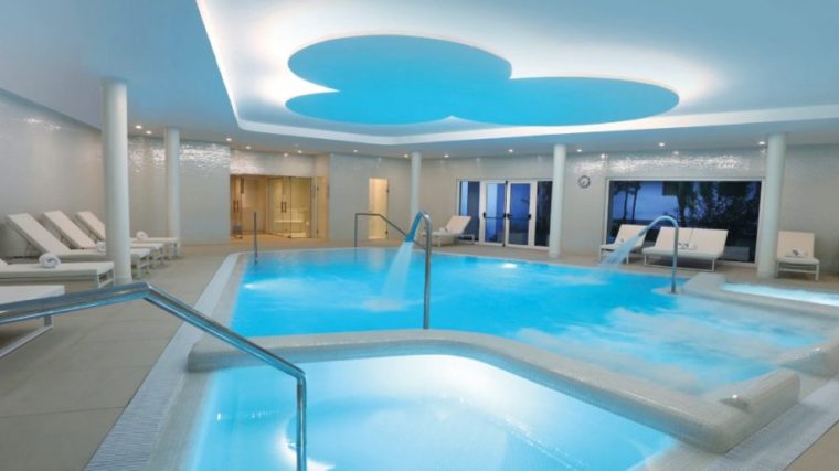 découvrez les meilleurs spas à lanzarote : soins relaxants, massages, et bien-être dans des cadres idylliques. offrez-vous une parenthèse de détente sur l'île volcanique des canaries.