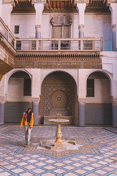 découvrez l’histoire fascinante et l’architecture unique du palais jamai à fès. conseils, horaires et informations essentielles pour organiser votre visite en 2025 dans ce joyau patrimonial du maroc.