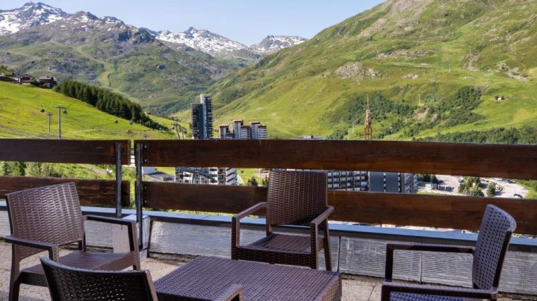 découvrez sowell les menuires 2025 : séjournez dans une résidence confortable au cœur des 3 vallées, profitez d’activités variées, d’un accès direct aux pistes et d’une expérience inoubliable à la montagne.