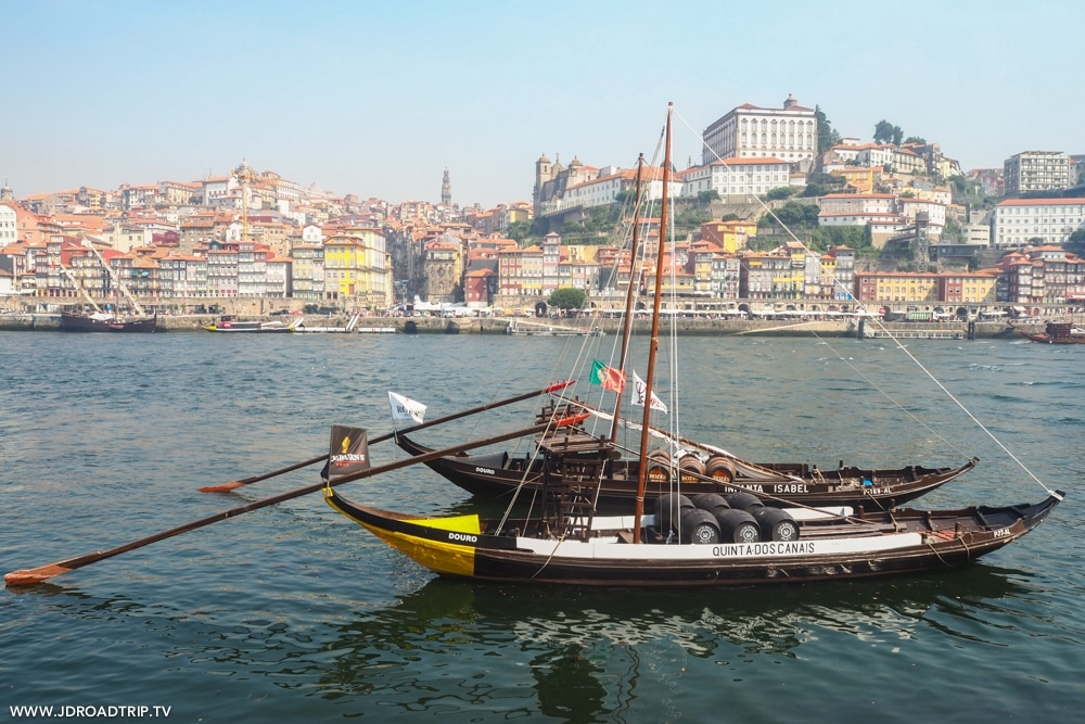 découvrez comment visiter porto en 5 jours : itinéraires, lieux incontournables, conseils pratiques et bonnes adresses pour profiter pleinement de votre séjour dans cette magnifique ville portugaise.