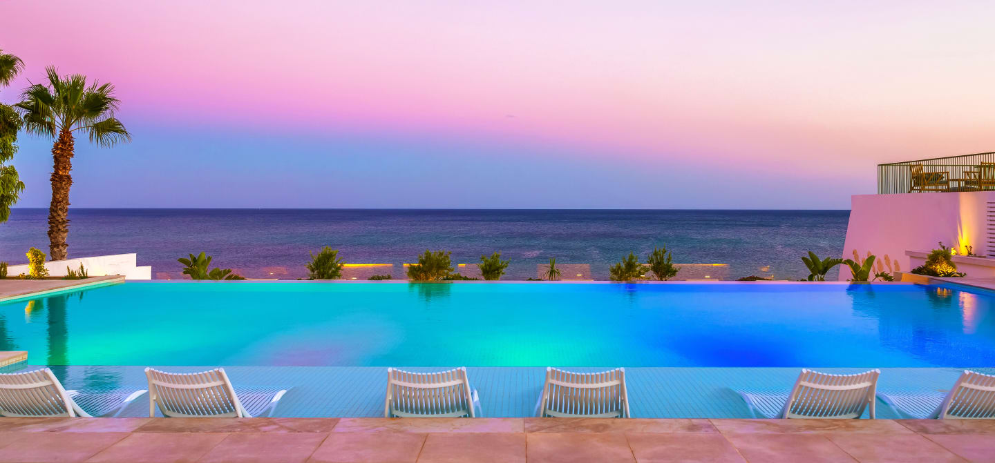 découvrez un séjour d’exception dans un hôtel 5 étoiles à hammamet en 2025 : luxe, confort, spa, plage et service haut de gamme pour des vacances inoubliables en tunisie.