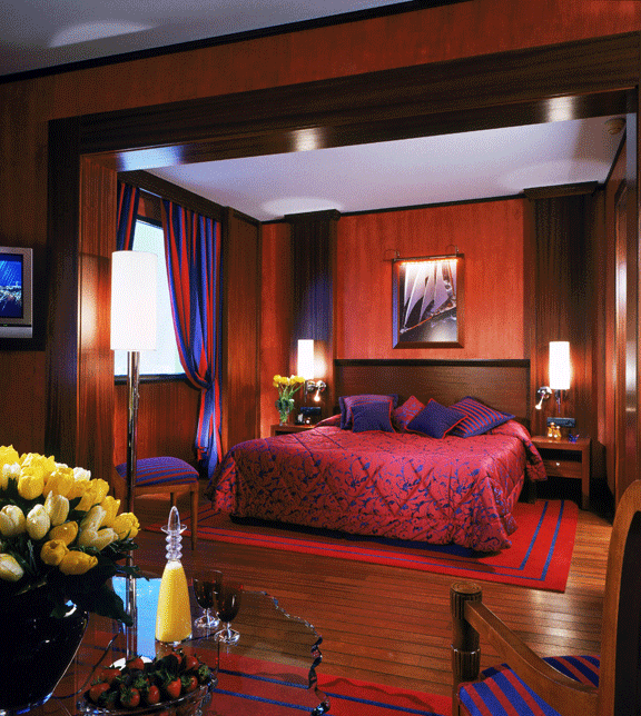 découvrez l'hôtel concorde paris, un établissement de luxe au cœur de paris pour 2025. profitez de chambres élégantes, de services haut de gamme et d'une expérience inoubliable dans la ville lumière.