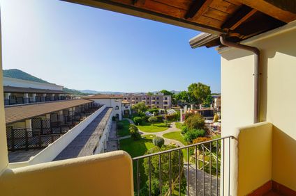 découvrez votre séjour idéal à cala della torre en 2025 : plages paradisiaques, hébergements confortables et activités inoubliables pour des vacances réussies.