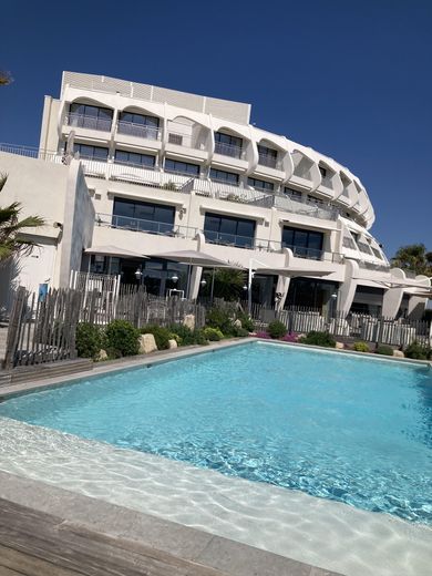 découvrez my hotel residence la grande motte 2025 : votre hébergement idéal pour un séjour confortable et moderne au cœur de la grande motte. réservez dès maintenant !
