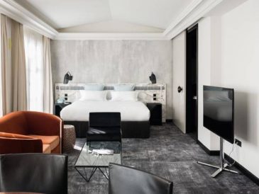 découvrez notre sélection d'hôtels 5 étoiles à paris pas chers pour 2025, alliant luxe et tarifs abordables au cœur de la capitale.