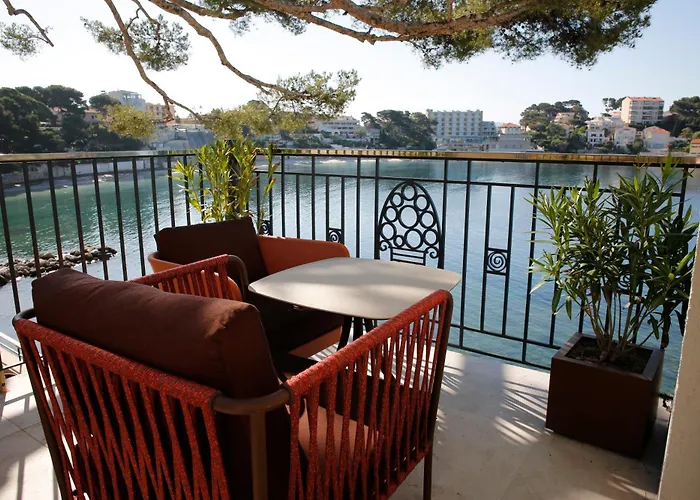 découvrez le guide 2025 de l'hôtel delos à bendor : conseils, services, tarifs et attractions pour un séjour inoubliable.