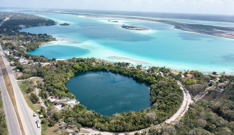 découvrez un road trip de 10 jours inoubliable au yucatán en 2025 : plages paradisiaques, sites mayas fascinants et culture authentique vous attendent pour une aventure unique.
